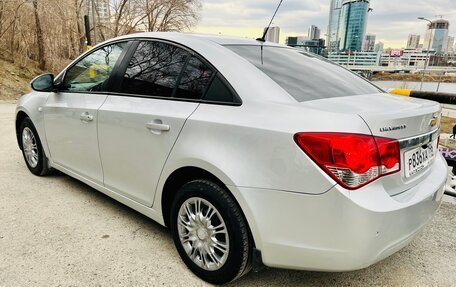 Chevrolet Cruze II, 2011 год, 579 000 рублей, 13 фотография