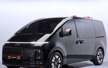 Hyundai Staria, 2022 год, 2 550 000 рублей, 1 фотография
