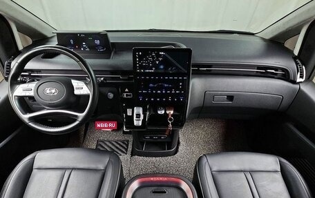 Hyundai Staria, 2022 год, 2 550 000 рублей, 8 фотография