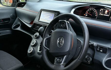 Toyota Sienta II, 2019 год, 1 900 000 рублей, 5 фотография