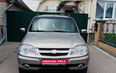 Chevrolet Niva I рестайлинг, 2012 год, 777 000 рублей, 6 фотография