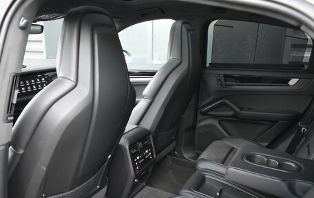 Porsche Cayenne III, 2025 год, 24 990 000 рублей, 17 фотография