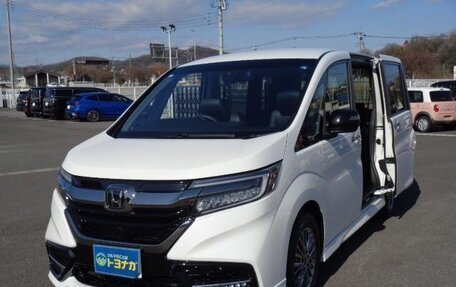 Honda Stepwgn IV, 2018 год, 1 950 090 рублей, 6 фотография