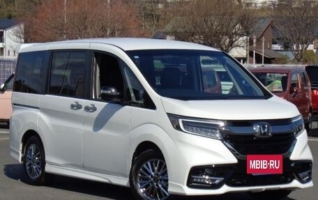 Honda Stepwgn IV, 2018 год, 1 950 090 рублей, 7 фотография