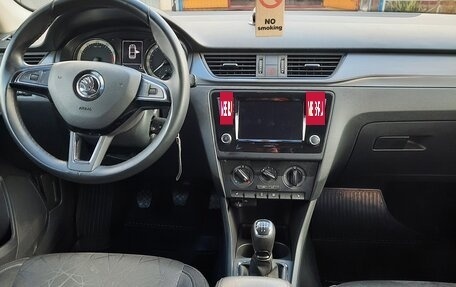 Skoda Rapid I, 2019 год, 1 550 000 рублей, 3 фотография
