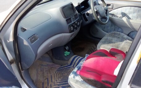 Toyota Raum I, 1998 год, 150 000 рублей, 4 фотография