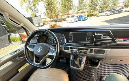 Volkswagen Caravelle T6 рестайлинг, 2021 год, 6 500 000 рублей, 7 фотография