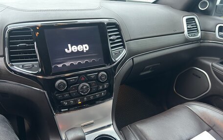Jeep Grand Cherokee, 2019 год, 4 000 000 рублей, 6 фотография