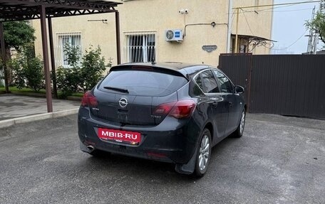 Opel Astra J, 2010 год, 1 200 000 рублей, 5 фотография