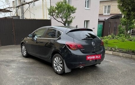 Opel Astra J, 2010 год, 1 200 000 рублей, 4 фотография