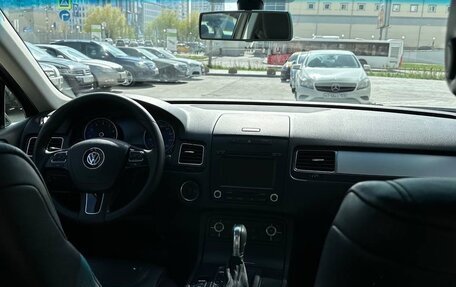 Volkswagen Touareg III, 2012 год, 2 250 000 рублей, 2 фотография