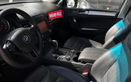 Volkswagen Touareg III, 2012 год, 2 250 000 рублей, 3 фотография