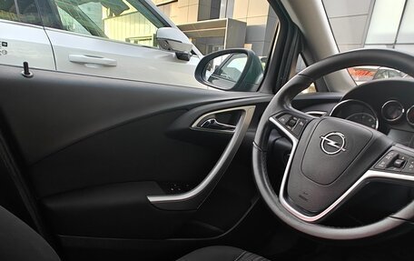 Opel Astra J, 2011 год, 730 000 рублей, 19 фотография