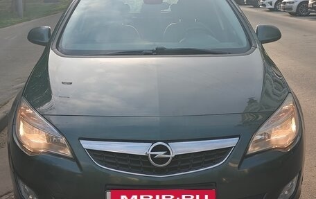 Opel Astra J, 2011 год, 730 000 рублей, 15 фотография