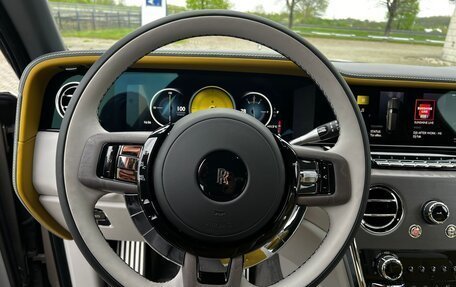 Rolls-Royce Cullinan, 2025 год, 78 000 000 рублей, 13 фотография