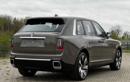 Rolls-Royce Cullinan, 2025 год, 78 000 000 рублей, 7 фотография