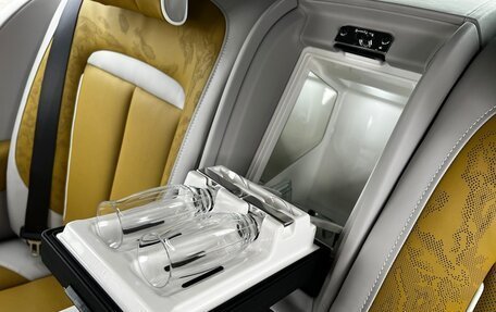 Rolls-Royce Cullinan, 2025 год, 78 000 000 рублей, 20 фотография