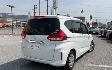 Honda Freed II, 2021 год, 1 200 000 рублей, 3 фотография