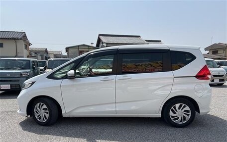 Honda Freed II, 2021 год, 1 200 000 рублей, 6 фотография