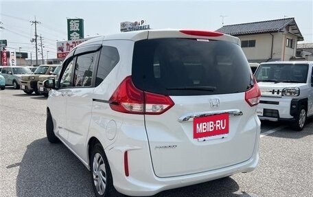 Honda Freed II, 2021 год, 1 200 000 рублей, 5 фотография