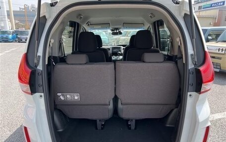 Honda Freed II, 2021 год, 1 200 000 рублей, 9 фотография