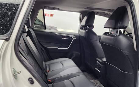 Toyota RAV4, 2022 год, 2 012 000 рублей, 9 фотография