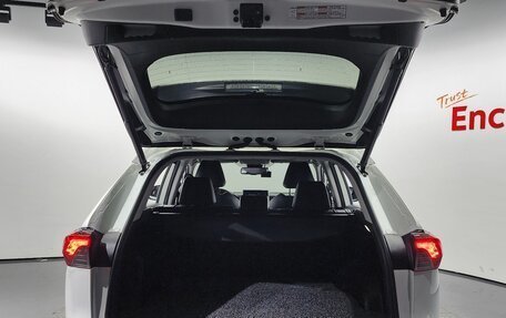 Toyota RAV4, 2022 год, 2 012 000 рублей, 3 фотография