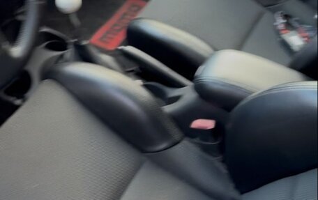 Dodge Neon II, 2004 год, 1 000 000 рублей, 7 фотография
