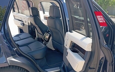 Land Rover Range Rover IV рестайлинг, 2018 год, 5 800 000 рублей, 16 фотография