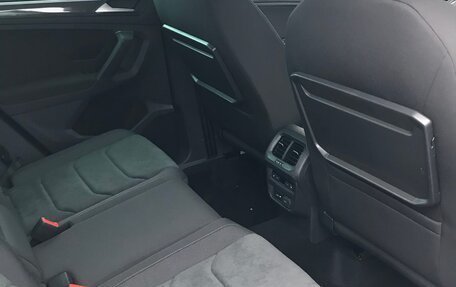 Volkswagen Tiguan II, 2019 год, 2 985 000 рублей, 7 фотография