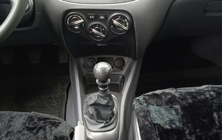 KIA Rio II, 2010 год, 600 000 рублей, 4 фотография