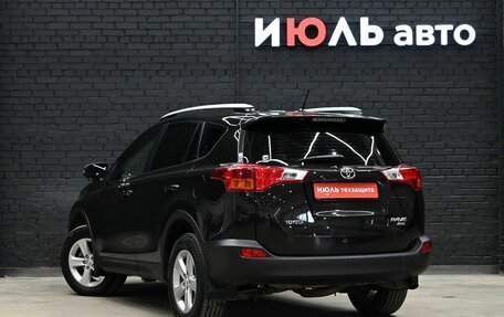 Toyota RAV4, 2014 год, 1 925 000 рублей, 4 фотография