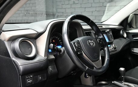 Toyota RAV4, 2014 год, 1 925 000 рублей, 14 фотография