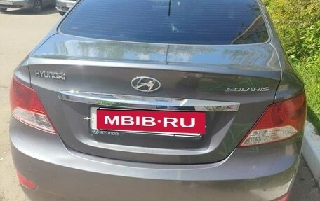 Hyundai Solaris II рестайлинг, 2013 год, 940 000 рублей, 2 фотография