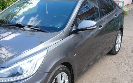 Hyundai Solaris II рестайлинг, 2013 год, 940 000 рублей, 20 фотография