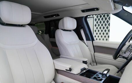 Land Rover Range Rover IV рестайлинг, 2022 год, 16 500 000 рублей, 15 фотография