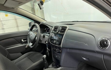 Renault Logan II, 2017 год, 705 000 рублей, 12 фотография