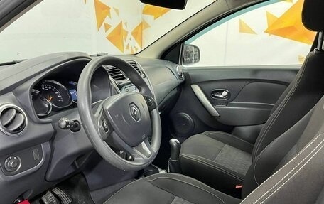 Renault Logan II, 2017 год, 705 000 рублей, 23 фотография