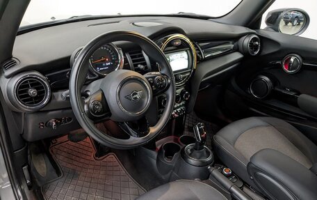 MINI Hatch, 2021 год, 2 650 000 рублей, 15 фотография