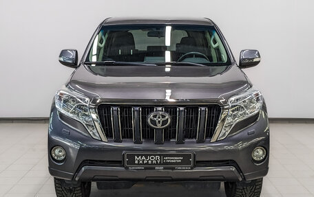 Toyota Land Cruiser Prado 150 рестайлинг 2, 2014 год, 2 995 000 рублей, 2 фотография