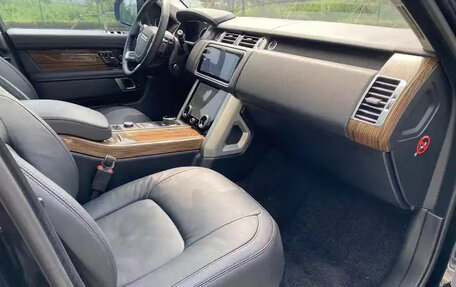 Land Rover Range Rover IV рестайлинг, 2021 год, 9 750 000 рублей, 9 фотография