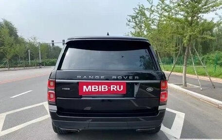 Land Rover Range Rover IV рестайлинг, 2021 год, 9 750 000 рублей, 4 фотография