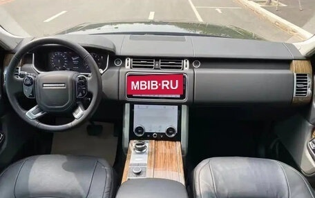 Land Rover Range Rover IV рестайлинг, 2021 год, 9 750 000 рублей, 6 фотография