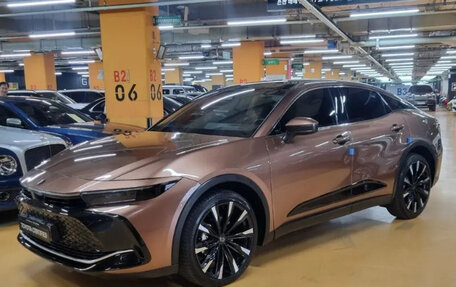 Toyota Crown, 2023 год, 4 400 000 рублей, 1 фотография