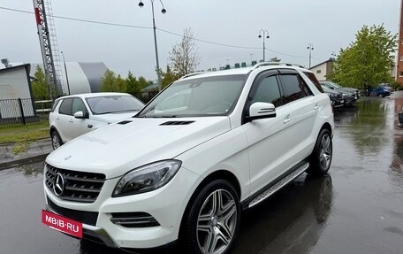 Mercedes-Benz M-Класс, 2015 год, 3 220 000 рублей, 2 фотография