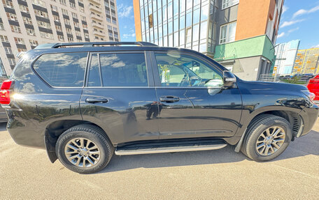 Toyota Land Cruiser Prado 150 рестайлинг 2, 2020 год, 6 999 000 рублей, 4 фотография