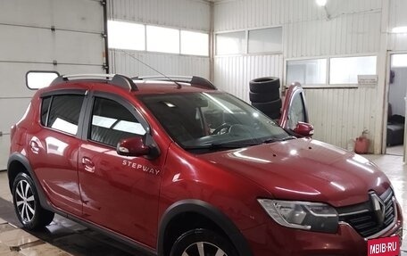 Renault Sandero II рестайлинг, 2019 год, 1 200 000 рублей, 2 фотография