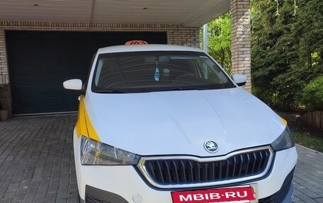 Skoda Rapid II, 2021 год, 1 200 000 рублей, 17 фотография