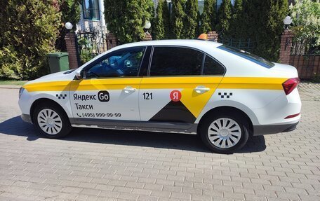 Skoda Rapid II, 2021 год, 1 200 000 рублей, 22 фотография