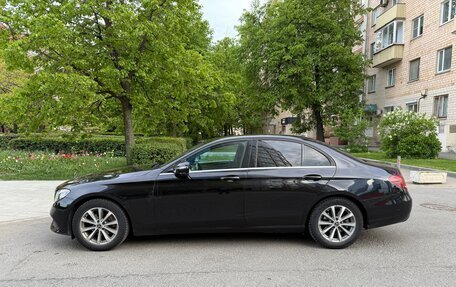 Mercedes-Benz E-Класс, 2018 год, 2 070 000 рублей, 5 фотография